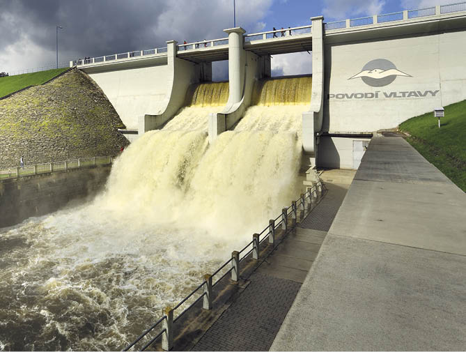 P ehrada Lipno I a II, foto 08-2010 Photographer: Libor Svacek; box@fotosvacek.cz; 